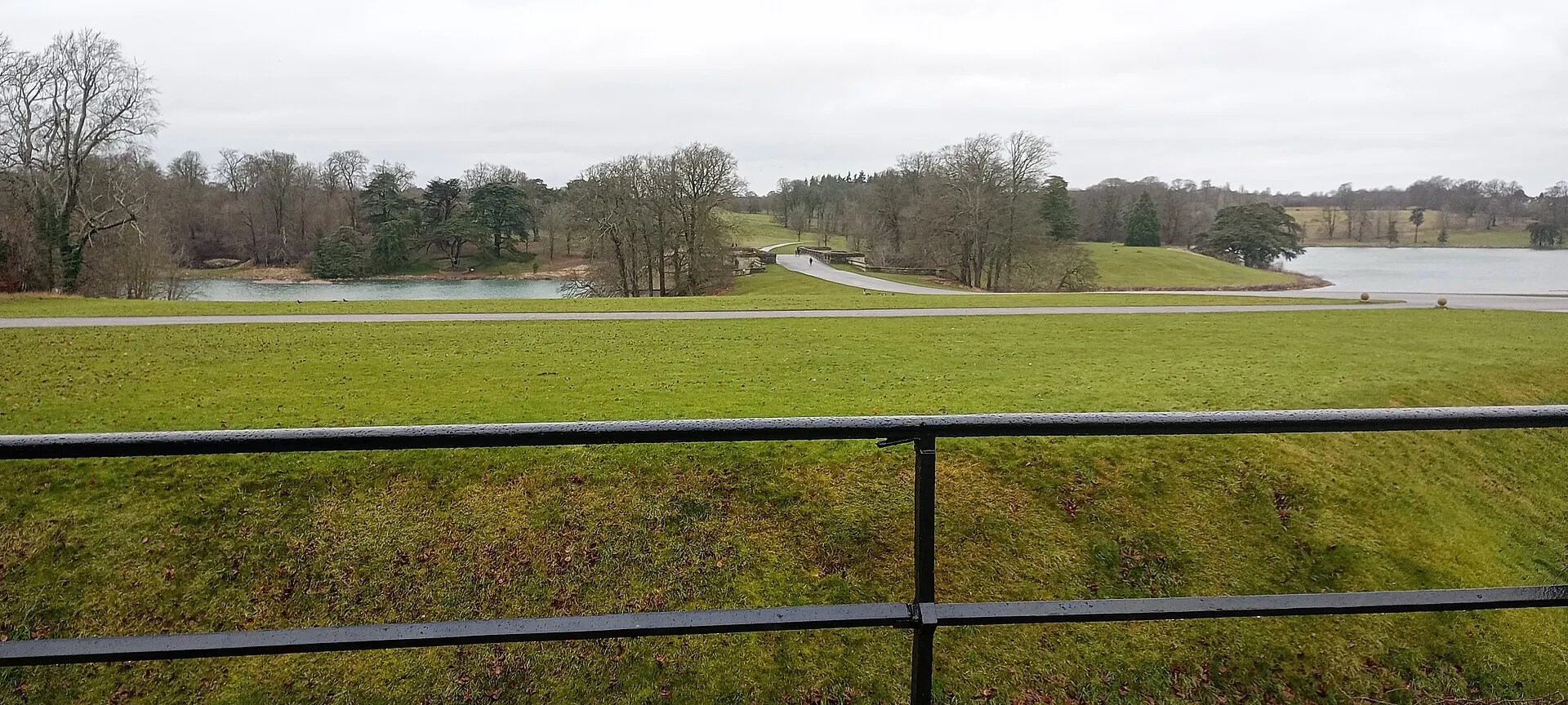 Landscaped grounds and lake at Blenheim Palace