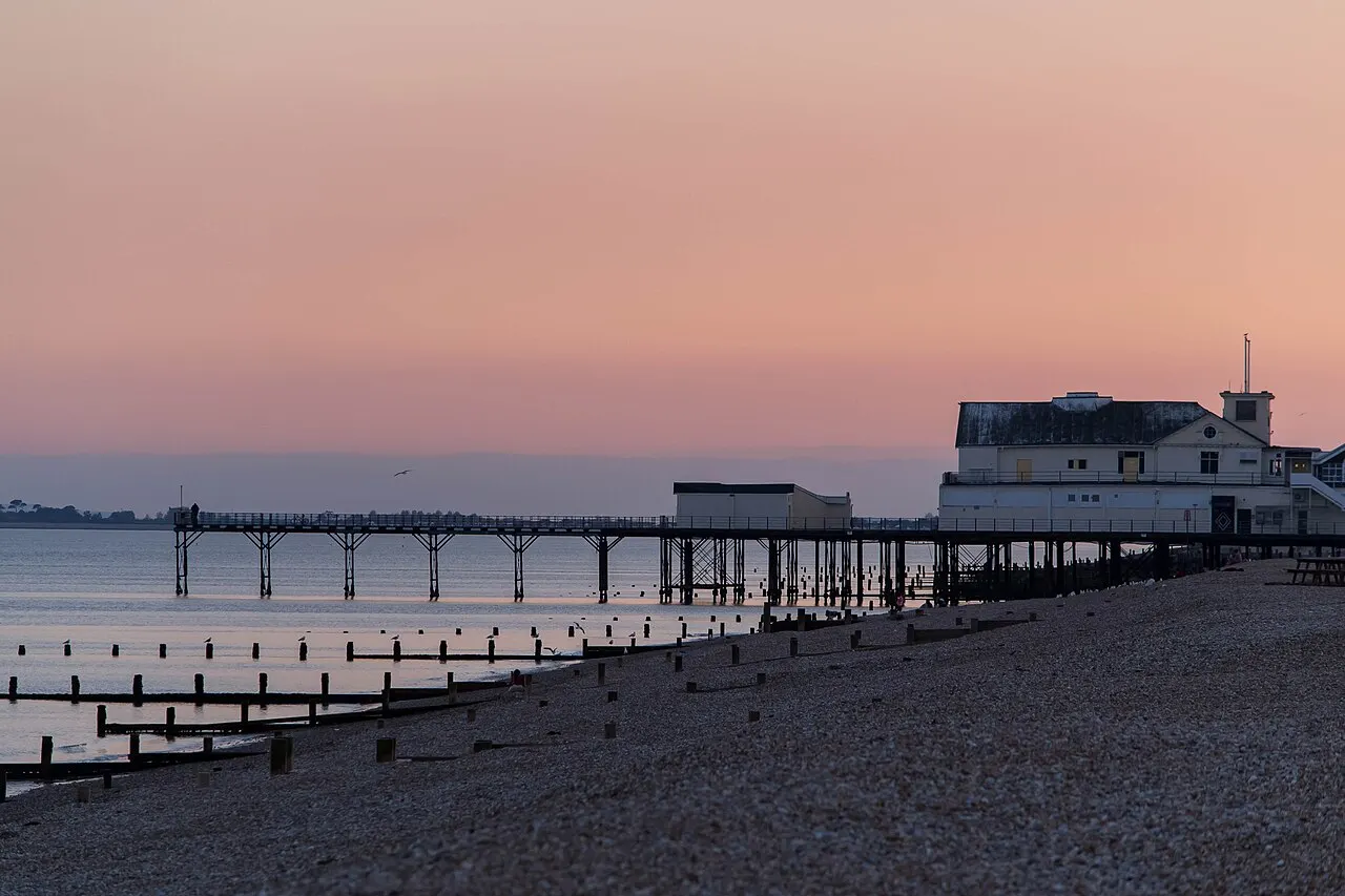 Bognor Regis Pier against a pink sunset sky in May 2015