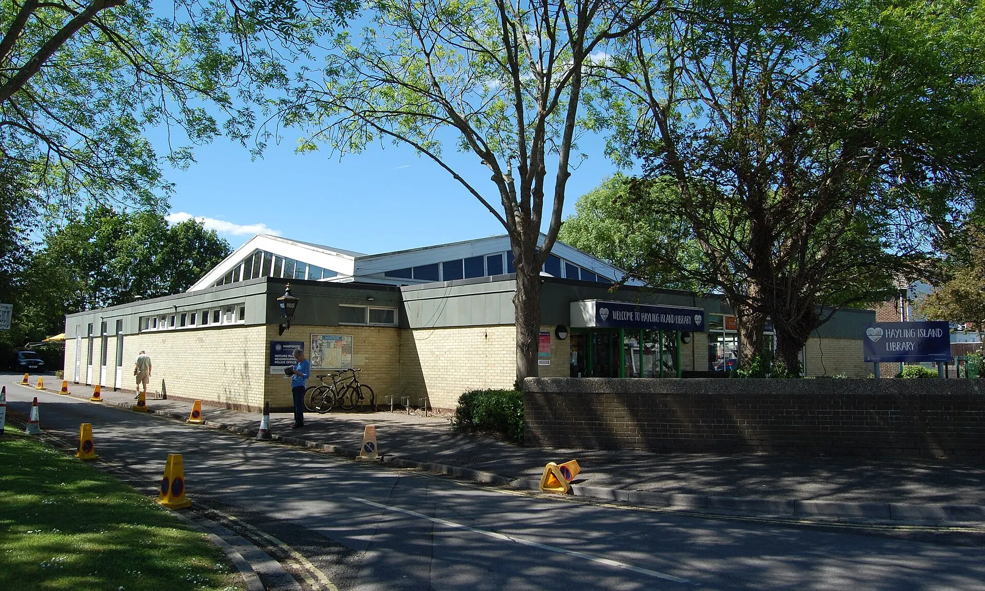 Hayling Island Library building on Elm Grove in May 2019