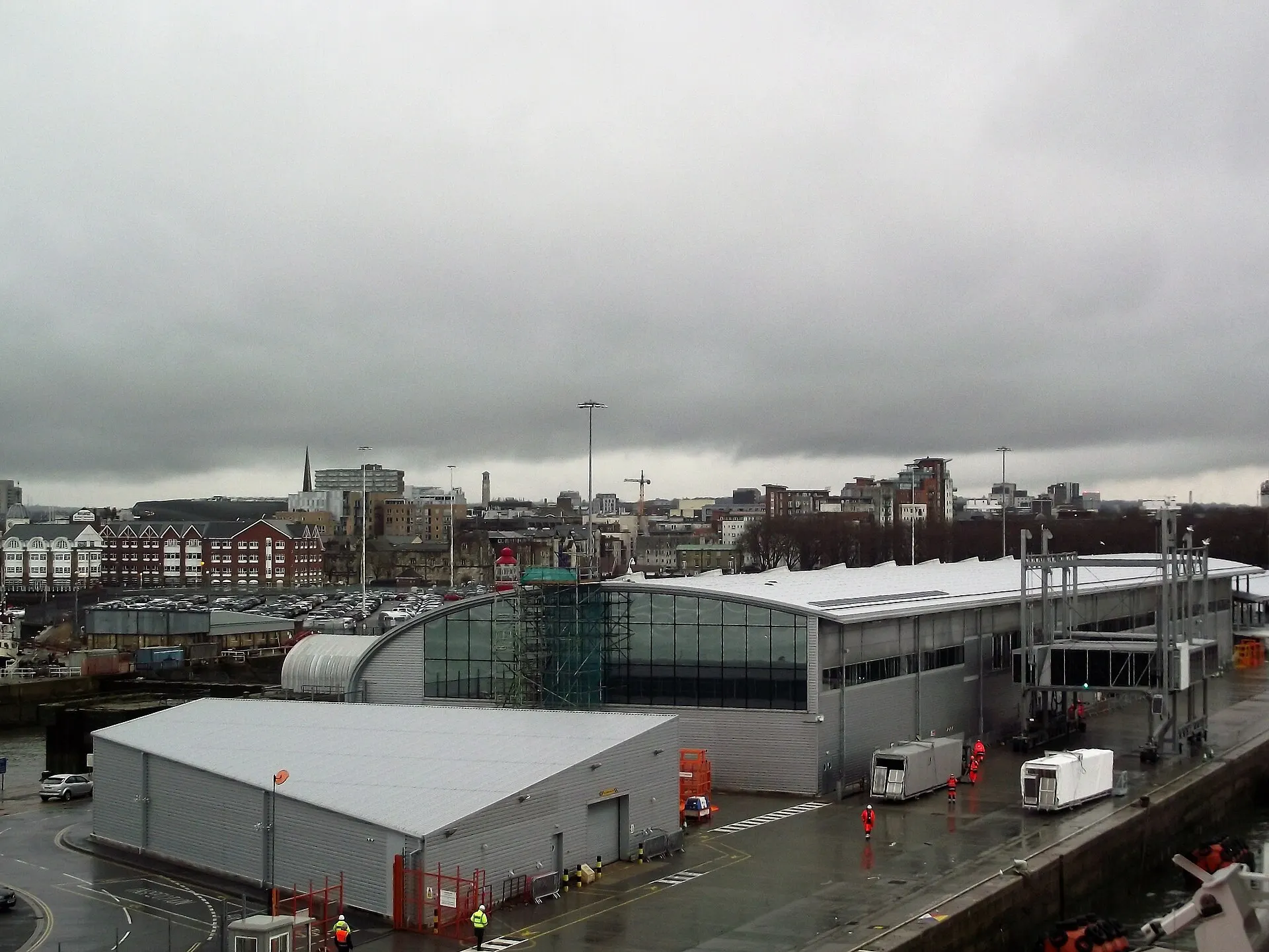 Southampton Ocean Cruise Terminal building and passenger bridge in March 2018