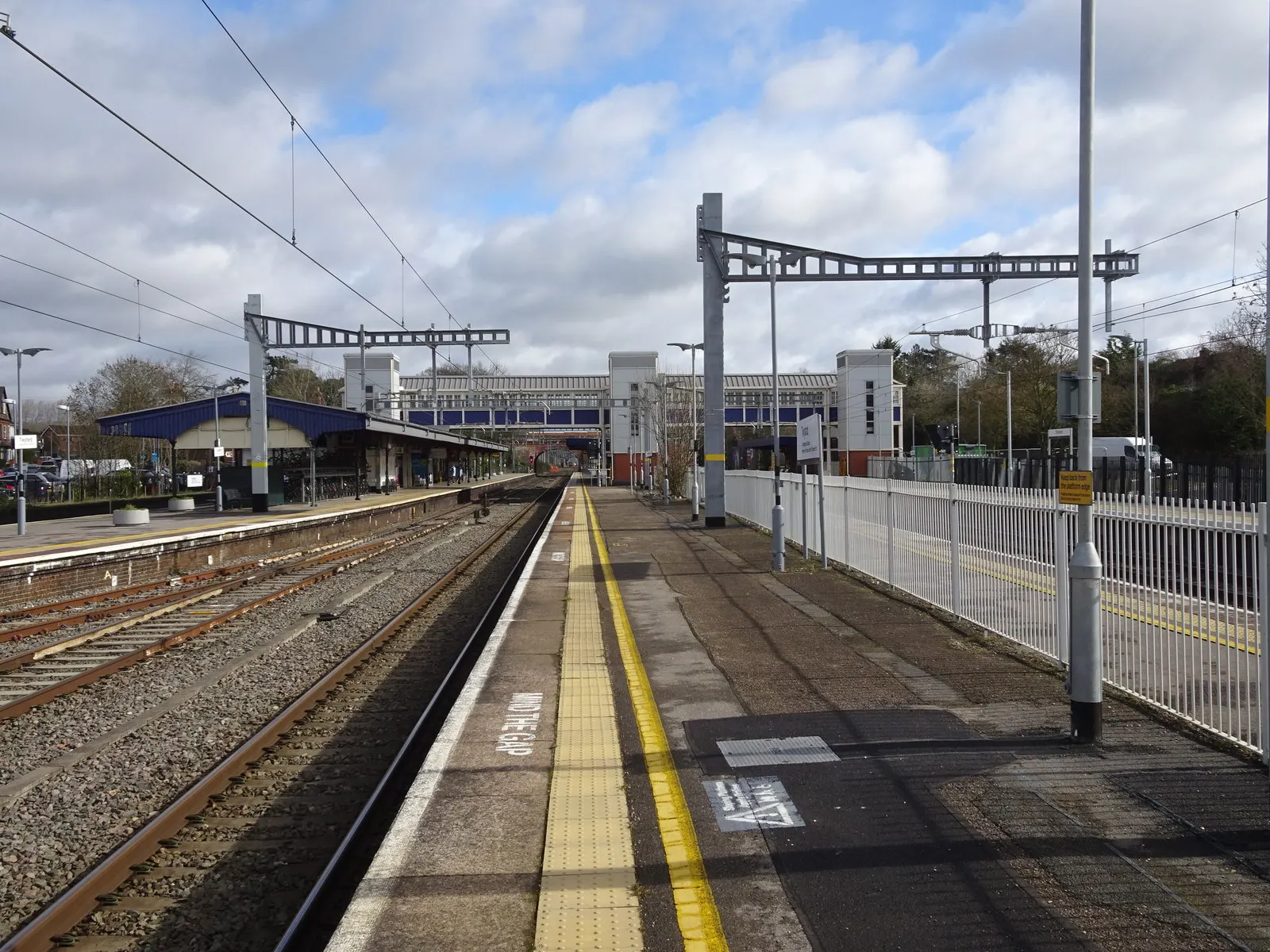 Platforms at Twyford railway station in March 2019